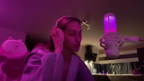 Goddess Vika - owner of all ur money online show from January 13, 2025, 8:37 pm