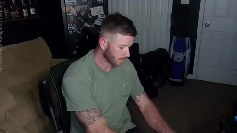 Snapshot of chillinthemosttt chatting on December 11, 2024, 4:07 am Chillinthemosttt online show from December 11, 2024, 4:07 am