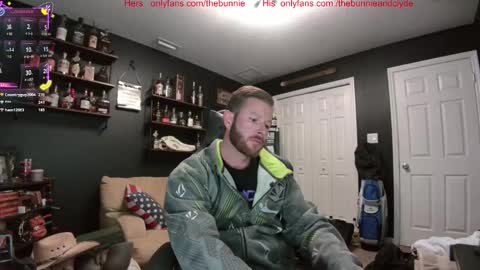 Snapshot of chillinthemosttt chatting on November 4, 2025, 3:05 am Chillinthemosttt online show from November 4, 2025, 3:05 am