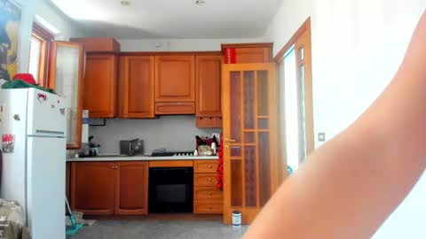 yoursensualparadise online show from September 9, 2025, 10:15 am