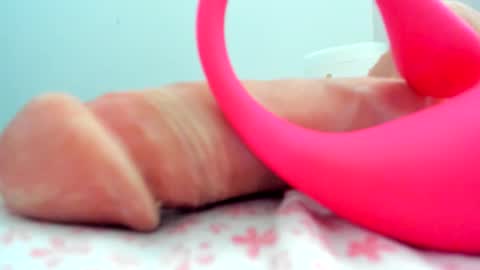 yoursensualparadise online show from September 11, 2025, 11:43 am