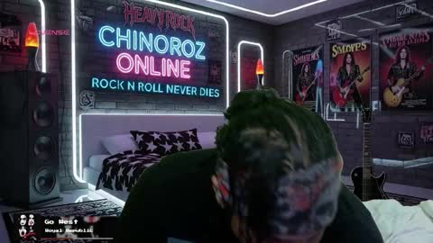 Enrique online show from November 30, 2025, 7:01 am