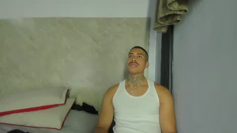 Snapshot of chirshot21_ chatting on June 9, 2026, 12:39 pm Chris online show from June 9, 2026, 12:39 pm