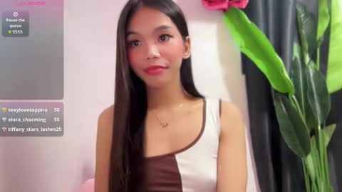 Snapshot of chixies_ladies chatting on February 24, 2026, 2:20 am chixies_ladies online show from February 24, 2026, 2:20 am