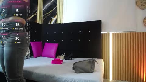 Chloe  online show from February 23, 2026, 12:57 pm