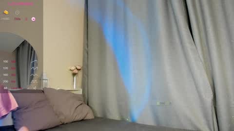 Chloe online show from February 2, 2025, 12:09 am