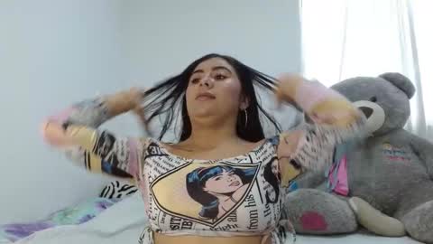 Snapshot of chloe_dolce chatting on October 24, 2025, 10:06 pm chloe_dolce online show from October 24, 2025, 10:06 pm