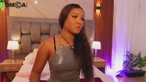 Chloe online show from February 4, 2026, 12:44 pm