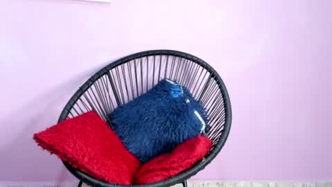 chloe online show from January 3, 2025, 4:27 pm