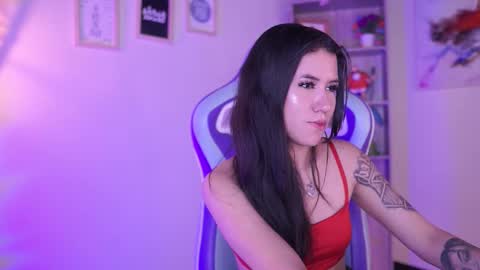 CLOE  online show from January 14, 2026, 4:34 pm