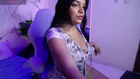 chloe_tgn online show from October 27, 2025, 9:41 pm