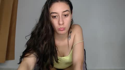 Chloe  online show from October 10, 2025, 12:31 am