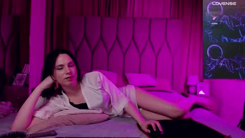 Snapshot of chloefulton chatting on March 3, 2025, 6:44 pm Chloe Fulton online show from March 3, 2025, 6:44 pm