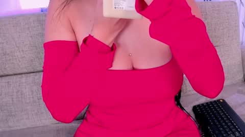 Snapshot of chloegils chatting on October 16, 2025, 1:45 pm chloegils online show from October 16, 2025, 1:45 pm