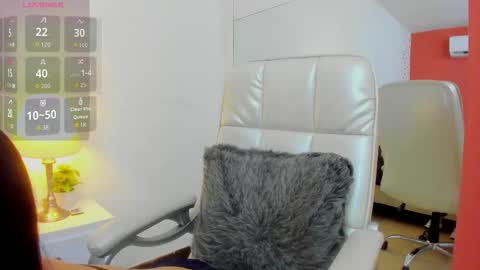  Chloe Harper  online show from November 26, 2025, 1:23 pm