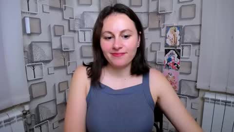 Chloe online show from November 30, 2025, 12:53 pm