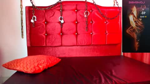 Chloe online show from February 9, 2025, 8:56 pm