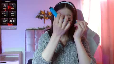 Chloe online show from February 10, 2025, 1:22 pm