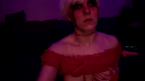 Chloekissxo online show from February 7, 2026, 5:00 am