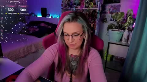 ChloeKohaku online show from February 17, 2025, 7:04 am