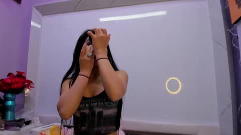 Snapshot of chloemartini_ chatting on September 23, 2025, 2:47 am ChloeSignup For Free Join my Fan Club online show from September 23, 2025, 2:47 am