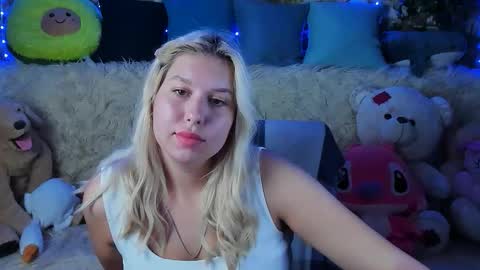 ChloeRicci online show from September 8, 2025, 3:00 pm