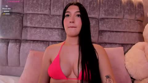 Chloe  online show from September 10, 2025, 10:10 pm