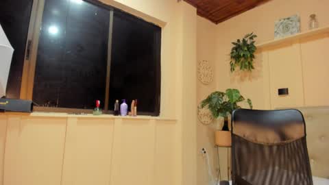 Snapshot of chloerossee chatting on March 1, 2025, 1:11 am Chloe rosse online show from March 1, 2025, 1:11 am