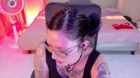 Snapshot of chloerossee chatting on May 15, 2026, 10:50 pm Chloe rosse online show from May 15, 2026, 10:50 pm