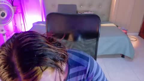 Snapshot of chloerossee chatting on June 3, 2026, 1:19 am Chloe rosse online show from June 3, 2026, 1:19 am