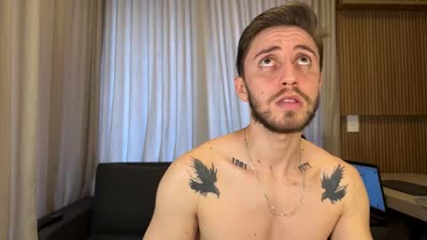 Snapshot of chloesweetdreams chatting on September 14, 2025, 8:41 pm Chloe and Schott online show from September 14, 2025, 8:41 pm