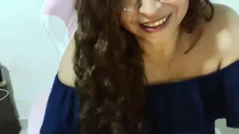 chochohot45 online show from February 21, 2025, 2:28 am