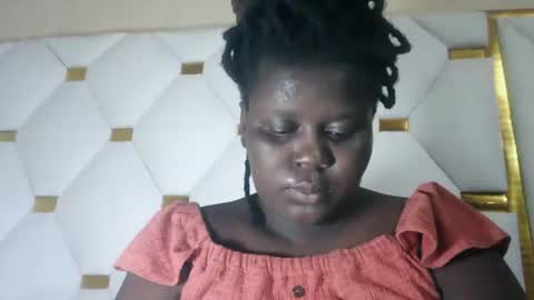 Paula online show from December 16, 2025, 6:51 am