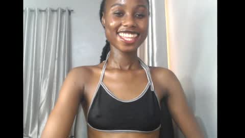 choco_petitqueen online show from April 5, 2026, 8:00 am