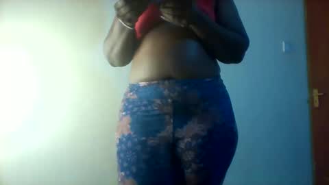 chocobabe002 online show from November 2, 2025, 4:53 pm