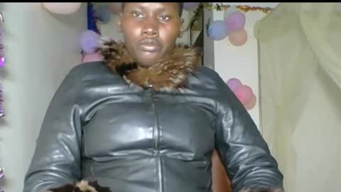 chocolate sabrina24 online show from December 20, 2025, 7:10 pm