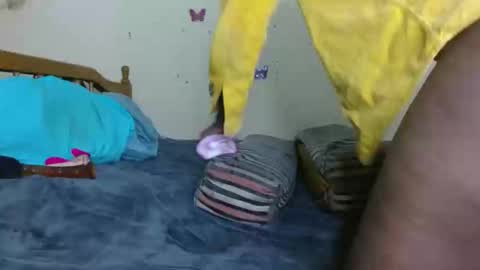 Snapshot of chocolatebony_ chatting on December 18, 2025, 6:52 am chocolatebony_ online show from December 18, 2025, 6:52 am