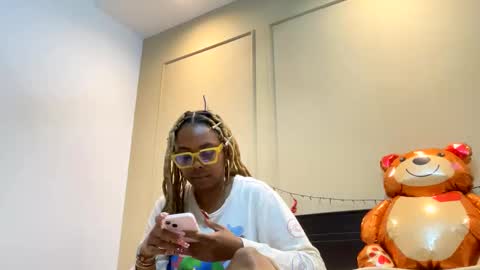 ChocolateCakeQueen online show from February 16, 2025, 12:41 am