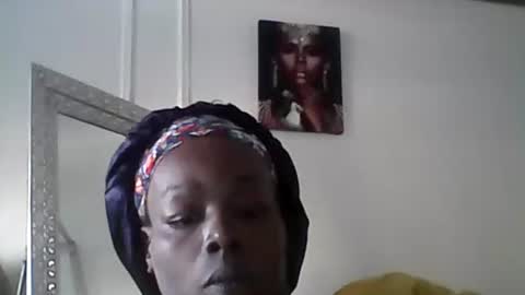 chocolatedrop_ online show from June 9, 2026, 10:49 am