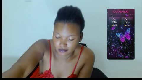 chocolatemilkebony online show from September 15, 2025, 10:04 am