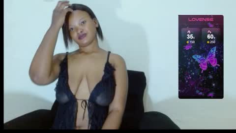 chocolatemilkebony online show from September 19, 2025, 7:10 am