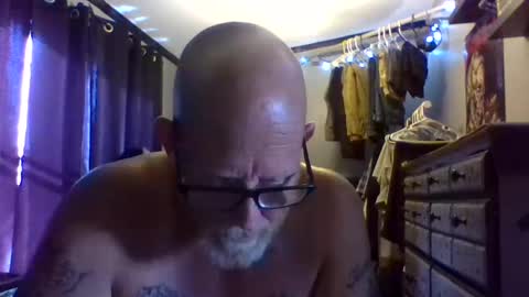 Snapshot of chompers176983 chatting on September 19, 2025, 2:07 pm chompers online show from September 19, 2025, 2:07 pm