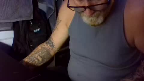 Snapshot of chompers176983 chatting on September 30, 2025, 2:49 am chompers online show from September 30, 2025, 2:49 am