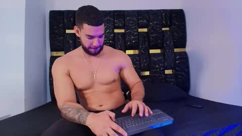 Chris B online show from November 22, 2025, 6:18 pm