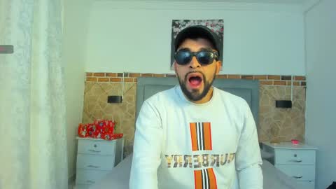 Snapshot of chris_kizz chatting on December 21, 2024, 11:22 am chris_kizz online show from December 21, 2024, 11:22 am