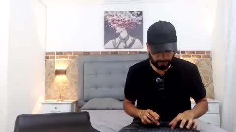 Snapshot of chris_kizz chatting on January 7, 2025, 3:46 am chris_kizz online show from January 7, 2025, 3:46 am