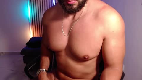 cris         Twitter magnum101010 insta magnumc20 online show from January 17, 2026, 5:01 am