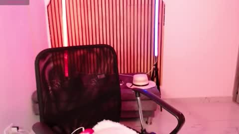 cris         Twitter magnum101010 insta magnumc20 online show from March 14, 2026, 6:46 pm