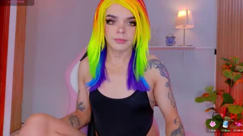 juli   Instagram july rv17 - Twitter juli rv17     online show from February 5, 2026, 11:59 am