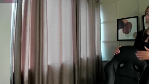 Chris online show from March 25, 2026, 8:37 pm